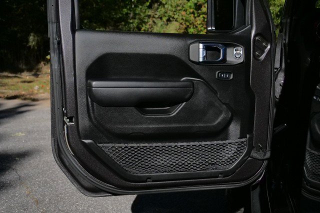 Used 2021 Jeep Wrangler Rubicon AWD/4WD image 26