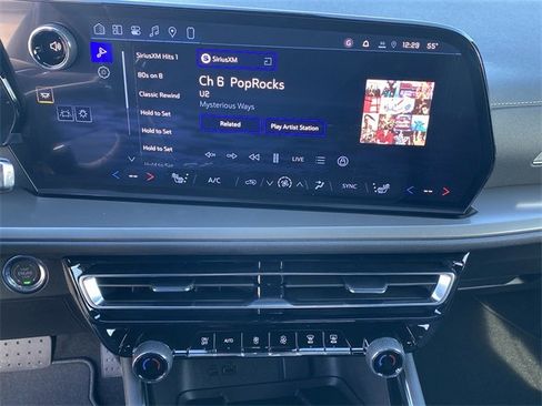 New 2026 Chevrolet Traverse LT w/ Driver Confidence Package image 12