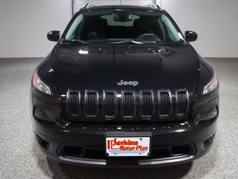 Used 2018 Jeep Cherokee Latitude image 4