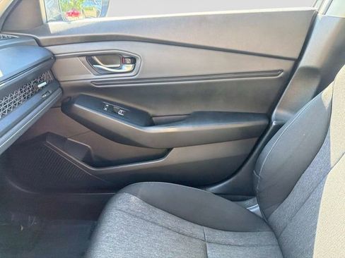 Used 2024 Honda Accord EX image 21