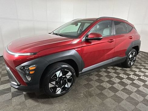 Used 2025 Hyundai Kona SEL AWD/4WD image 6