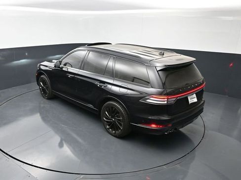 Used 2023 Lincoln Aviator Reserve w/ Jet Package AWD/4WD image 14