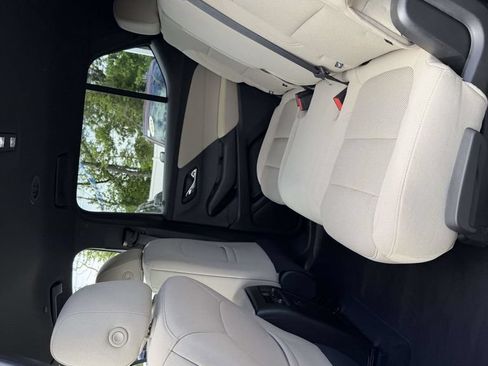 Used 2023 Chevrolet Traverse LS w/ Safety Package FWD image 15