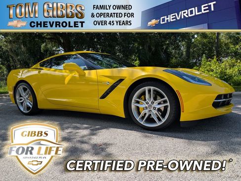 Used 2019 Chevrolet Corvette Stingray Coupe w/ 1LT RWD image 1