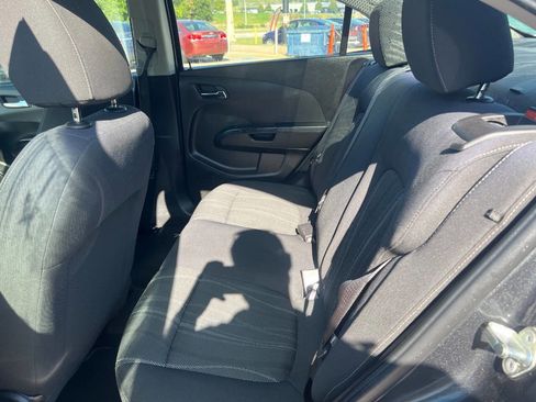 Used 2017 Chevrolet Sonic LT image 8