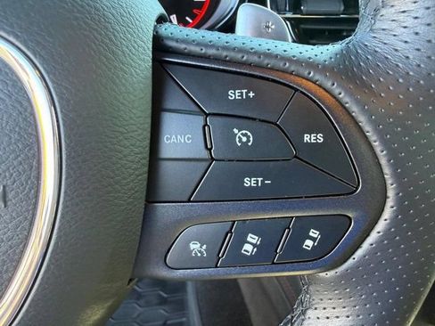 Used 2023 Dodge Durango R/T w/ Tow 'N Go Package AWD/4WD image 23