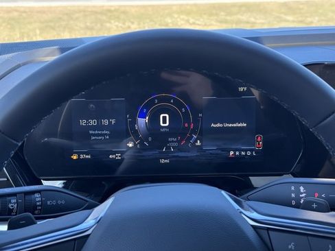 New 2026 Chevrolet Suburban Premier image 28