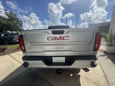 Used 2021 GMC Sierra 2500 Denali w/ Denali Ultimate Package AWD/4WD image 6