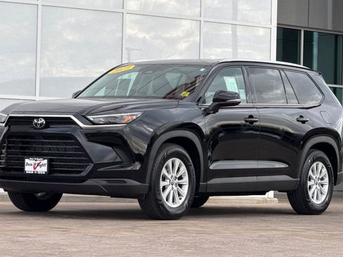 Certified 2025 Toyota Grand Highlander AWD image 10