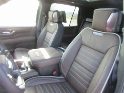 New 2026 GMC Yukon Denali Ultimate image 12