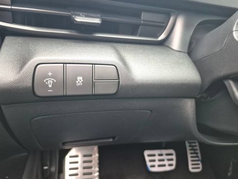 New 2026 Hyundai Elantra SEL Sport FWD image 31