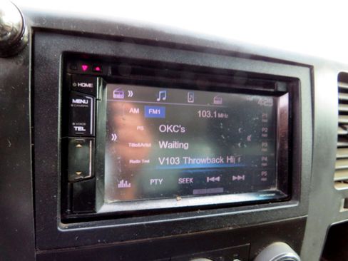 Used 2013 Chevrolet Silverado 2500 W/T image 17