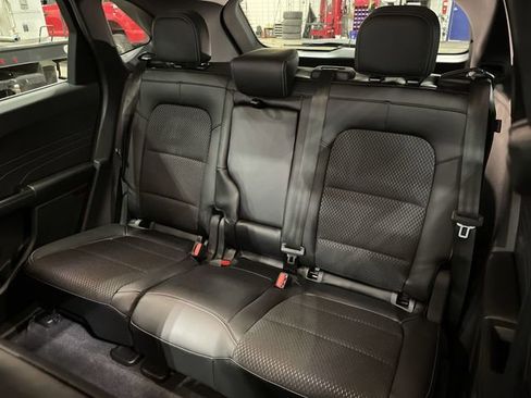New 2026 Ford Escape SE image 28