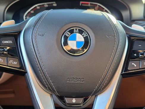 Used 2022 BMW 530i xDrive w/ Convenience Package AWD/4WD image 27