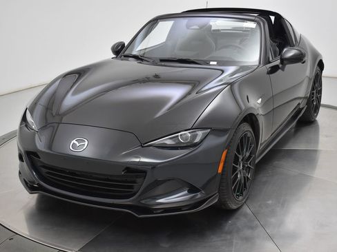 Used 2025 MAZDA MX-5 Miata RF Club RWD image 15