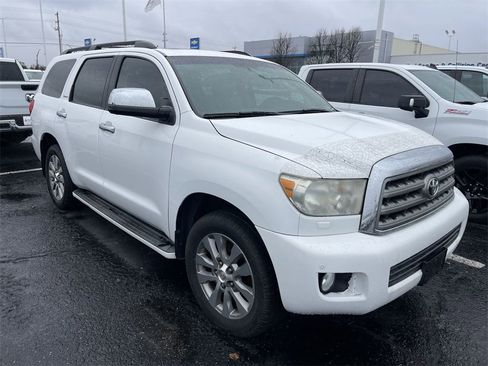 Used 2014 Toyota Sequoia Limited image 13