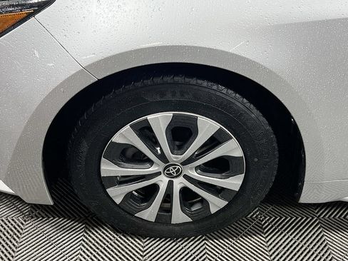 Certified 2022 Toyota Corolla LE FWD image 27