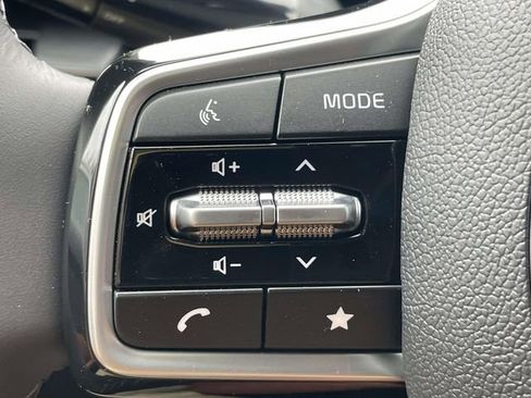 New 2026 Kia Carnival EX image 29