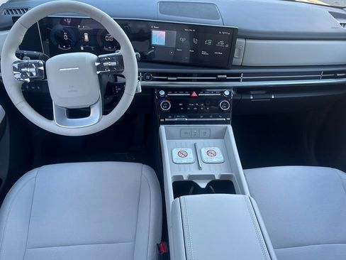 New 2026 Hyundai Santa Fe SE image 10