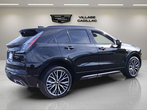 Used 2024 Cadillac XT4 Sport FWD image 5