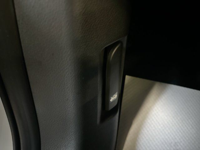 Used 2026 Nissan Rogue SV AWD/4WD image 49
