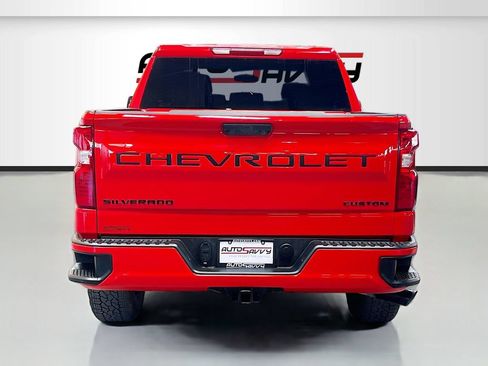 Used 2025 Chevrolet Silverado 1500 Custom w/ Turbomax Blackout Package AWD/4WD image 6