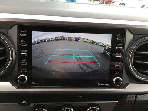 Used 2023 Toyota Tacoma SR5 w/ SR5 Appearance Package image 33