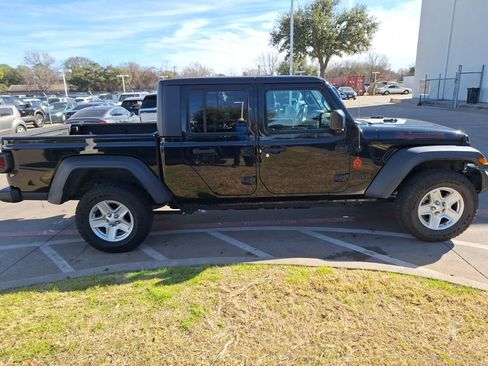 Used 2020 Jeep Gladiator Sport w/ Quick Order Package 24S image 7