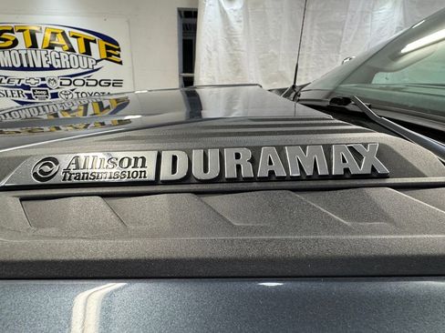 Used 2020 Chevrolet Silverado 2500 LTZ w/ LTZ Premium Package image 40