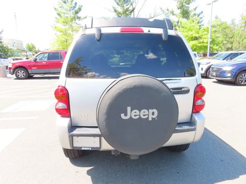Used 2003 Jeep Liberty Renegade AWD/4WD image 6
