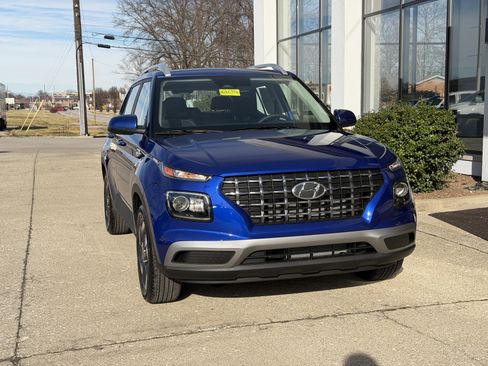 New 2026 Hyundai Venue SEL image 16