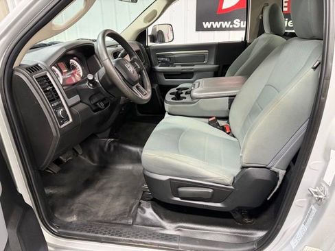 Used 2018 RAM 3500 Tradesman w/ Chrome Appearance Group image 11