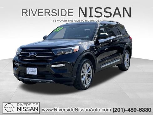 Used 2022 Ford Explorer XLT w/ Equipment Group 202A image 1