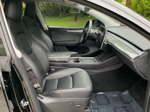 Used 2023 Tesla Model Y AWD image 18