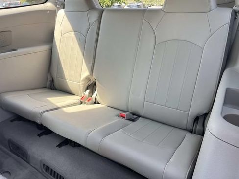 Used 2016 Buick Enclave Leather FWD image 24