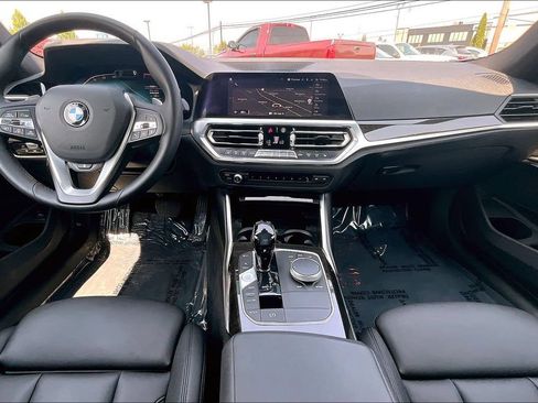 Used 2020 BMW 330i Sedan w/ Premium Package RWD image 15