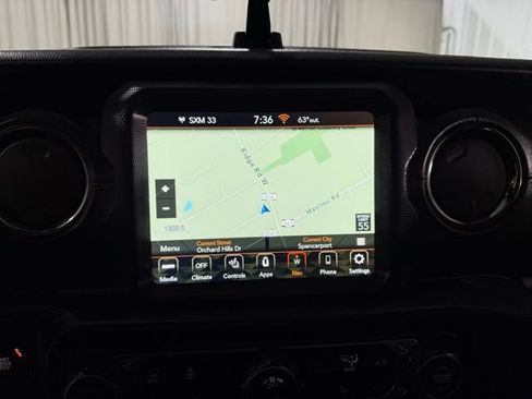 Used 2022 Jeep Wrangler Unlimited Sahara image 14