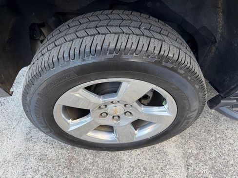 Used 2019 Chevrolet Tahoe LS w/ Enhanced Driver Alert Package image 37