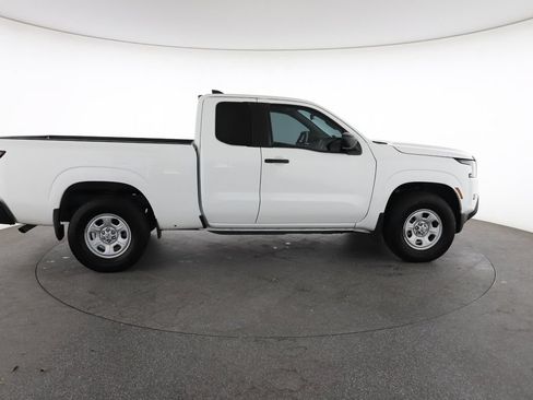 Used 2024 Nissan Frontier S AWD/4WD image 14