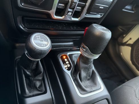 Certified 2023 Jeep Wrangler Sport S image 14