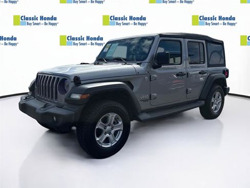 Used 2020 Jeep Wrangler Unlimited Sport S image 3