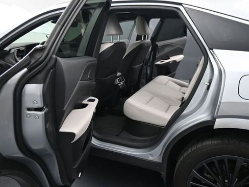 Used 2024 Lexus RX 350 Premium w/ Accessory Package (Z1) AWD/4WD image 18