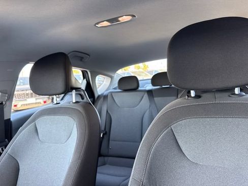Used 2025 Kia K4 FWD image 30