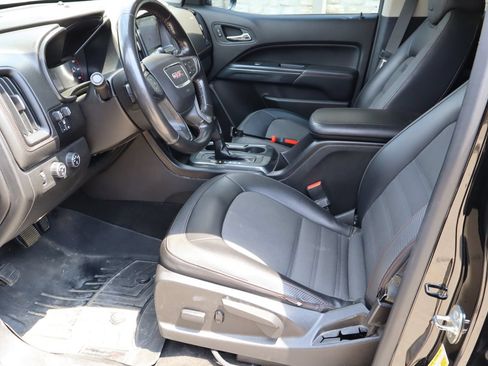 Used 2016 GMC Canyon SLE w/ All Terrain Package AWD/4WD image 15