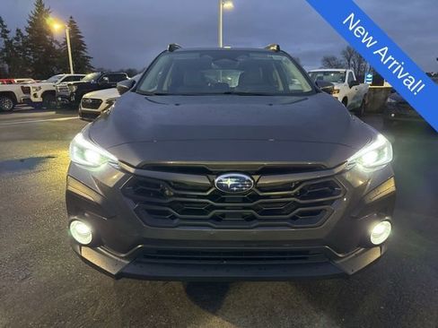 Certified 2025 Subaru Crosstrek 2.5i Limited w/ Crosstrek Mirror Package image 2