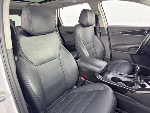 Used 2017 Kia Sorento EX w/ EX Advanced Touring Package image 34