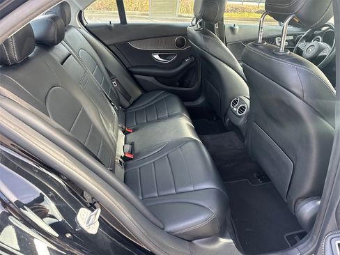 Used 2017 Mercedes-Benz C 300 Sedan image 15
