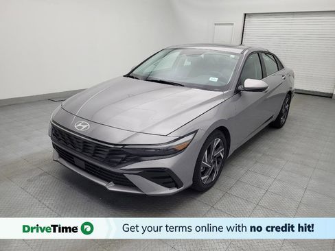 Used 2025 Hyundai Elantra SEL FWD image 1