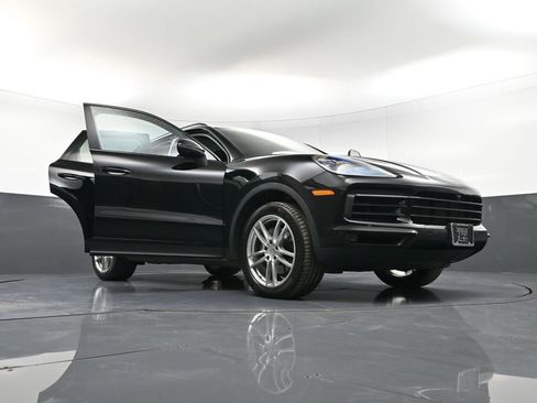 Certified 2019 Porsche Cayenne AWD/4WD image 38
