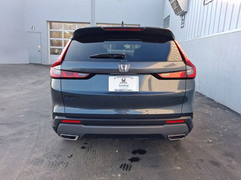 Used 2026 Honda CR-V Sport image 4